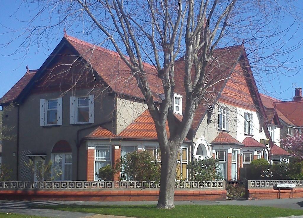 Claremont House Holiday Apartments Llandudno Eksteriør bilde